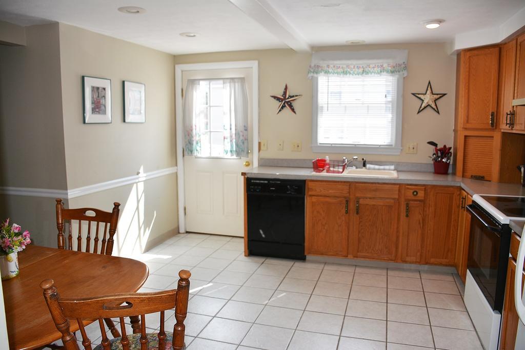 Beach Walk Apartments And Cottages Old Orchard Beach Bagian luar foto