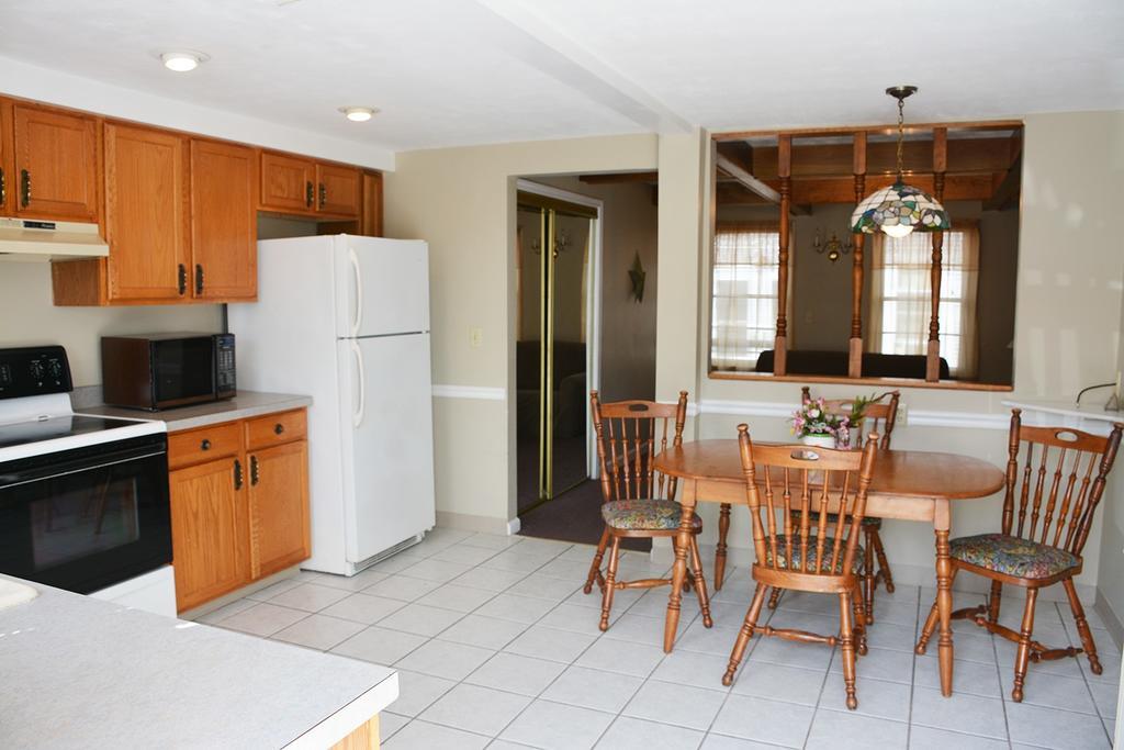 Beach Walk Apartments And Cottages Old Orchard Beach Bagian luar foto