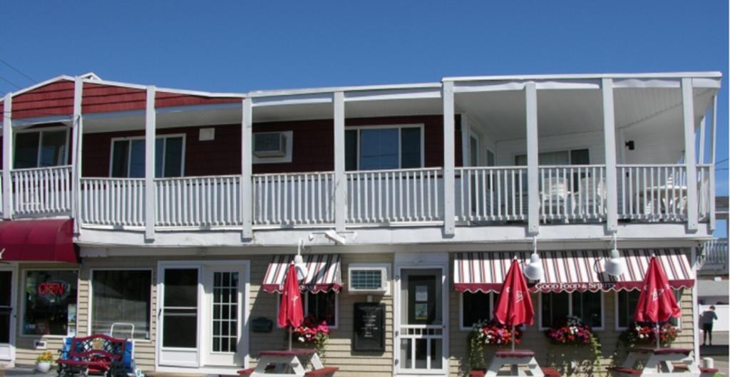 Beach Walk Apartments And Cottages Old Orchard Beach Bagian luar foto